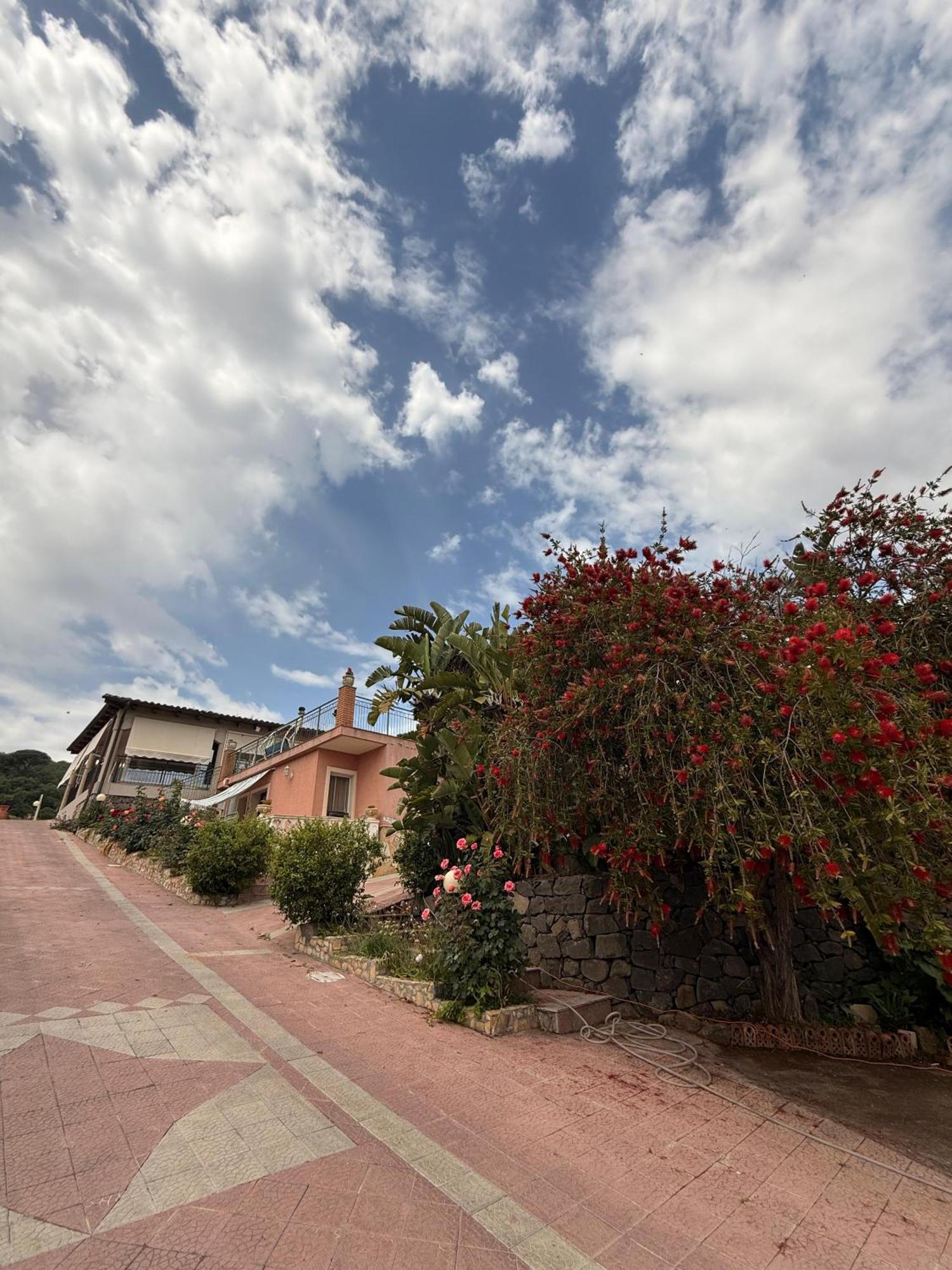 Militello in Val di Catania Villa Militello Nel Borgo Piu Bello Di Italia Del 2025 المظهر الخارجي الصورة